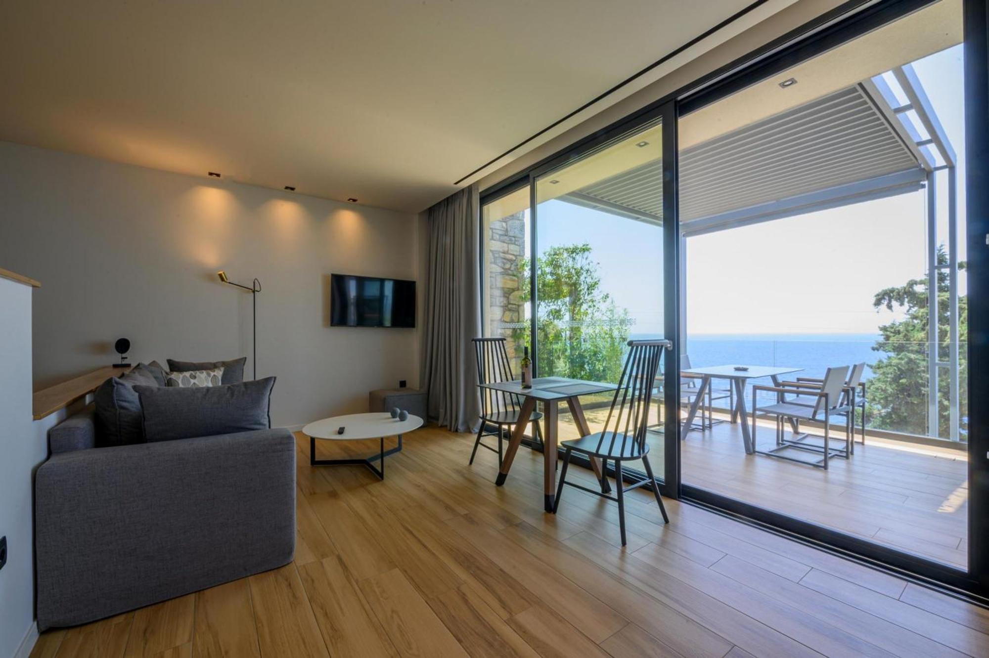 Mani Suites Агиос Николаос Екстериор снимка