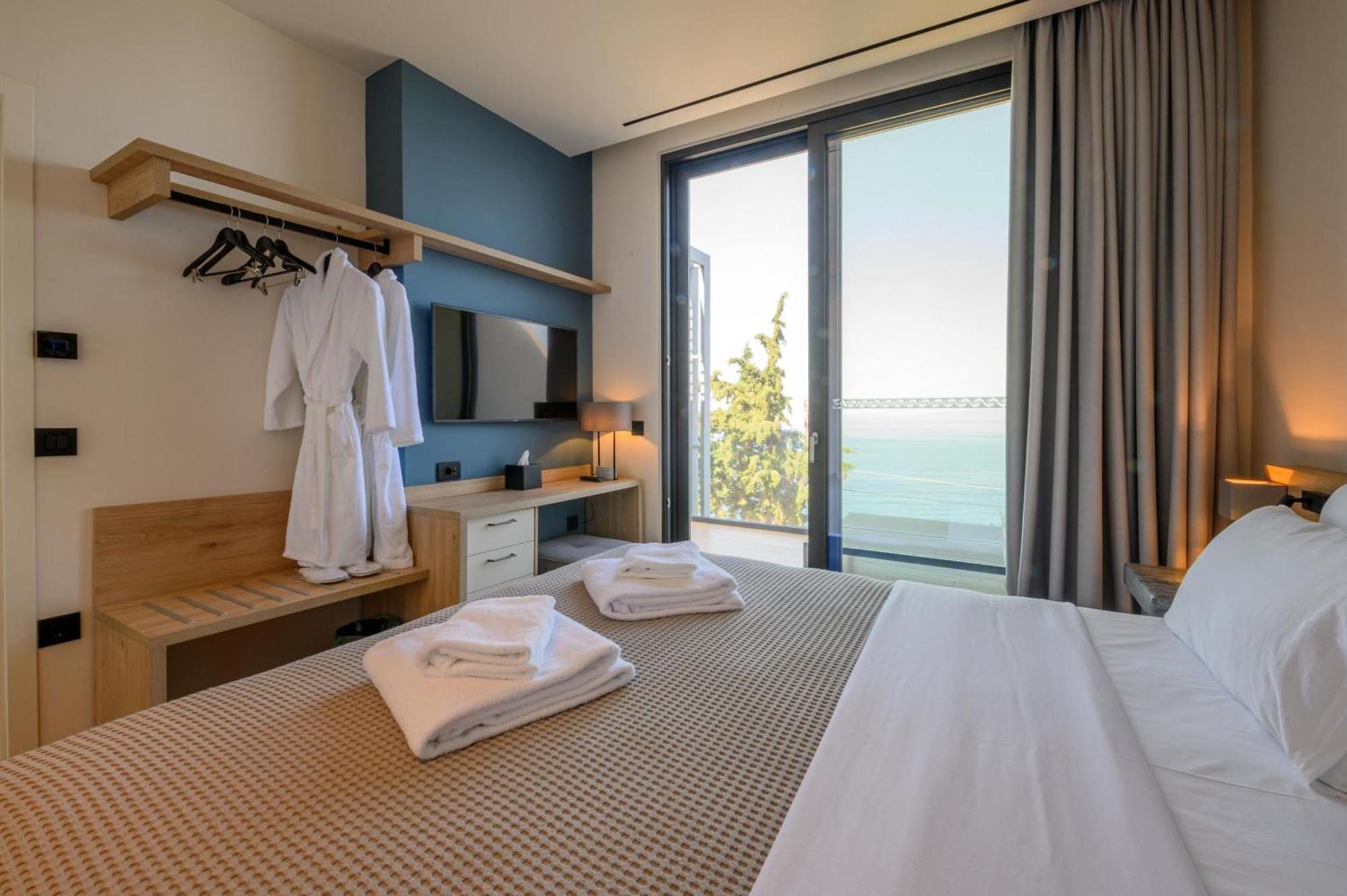 Mani Suites Агиос Николаос Екстериор снимка