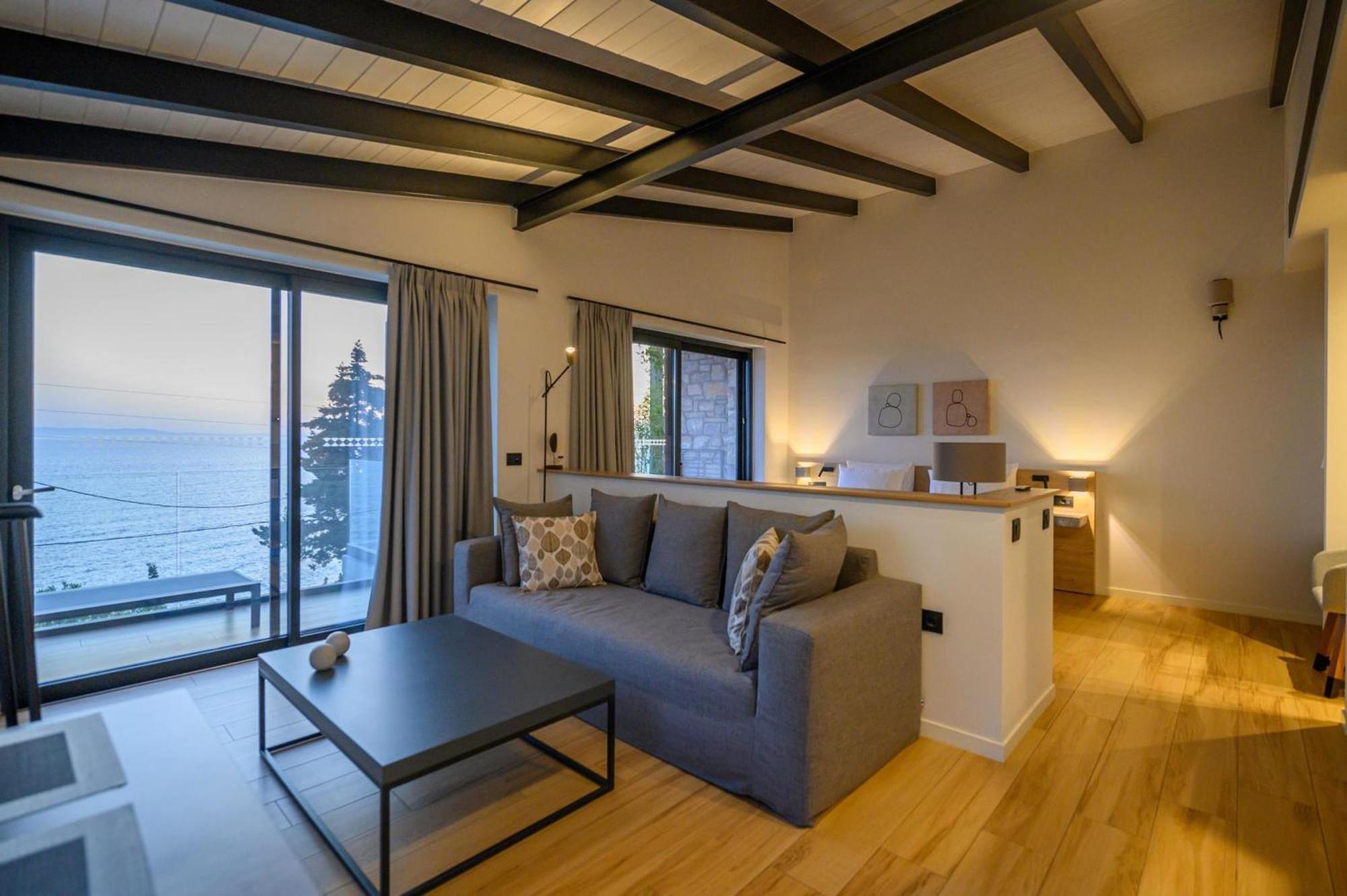 Mani Suites Агиос Николаос Екстериор снимка