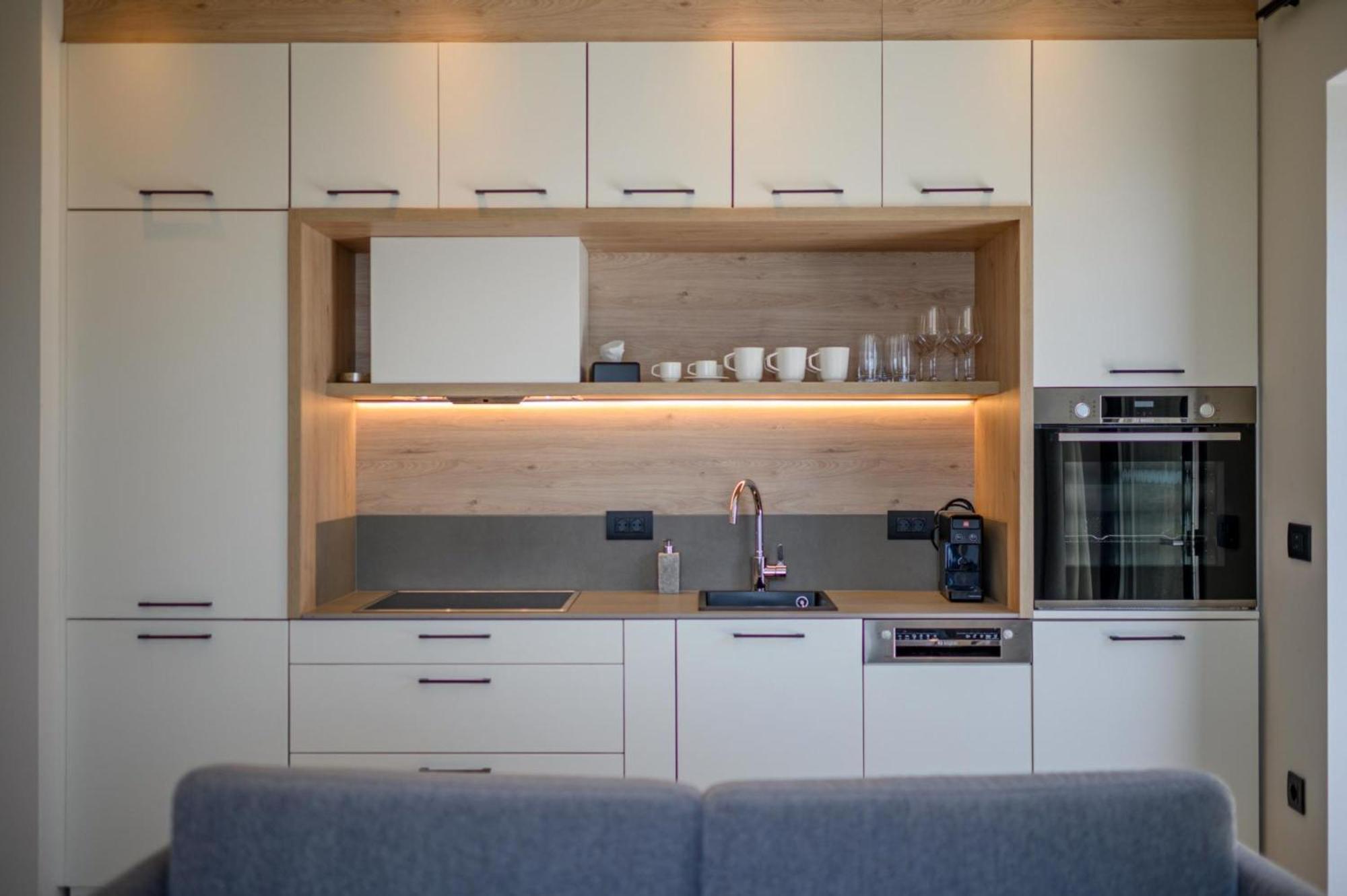 Mani Suites Агиос Николаос Екстериор снимка